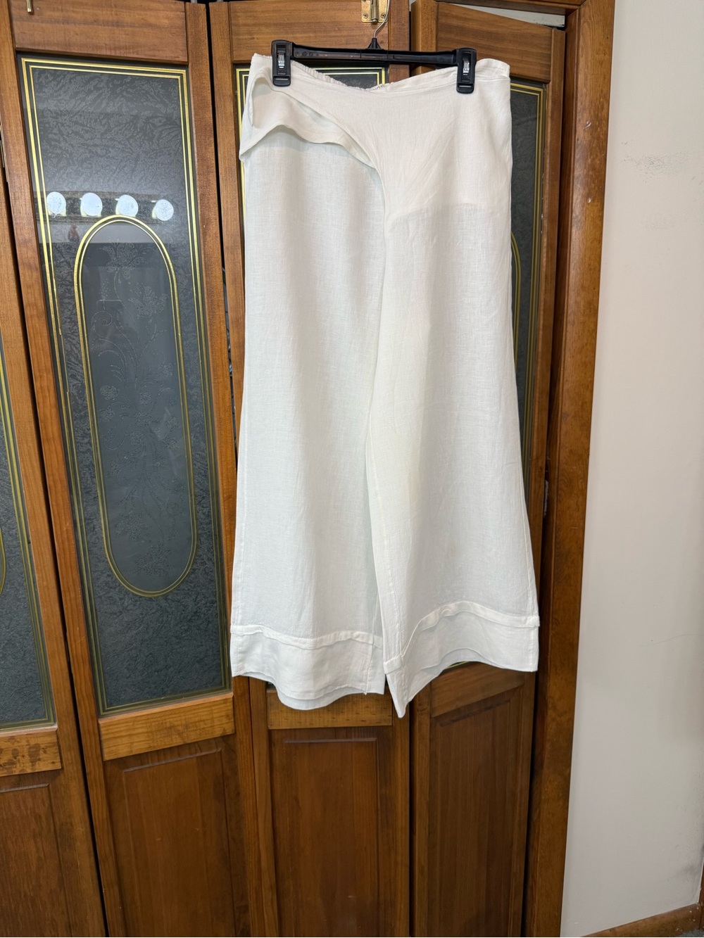 White Wide-Leg Linen Blend Pants Knotty by St. Michael’s